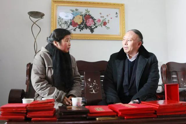 向他致敬！倒在扶貧攻堅(jiān)一線的工會(huì)好干部胡學(xué)發(fā)