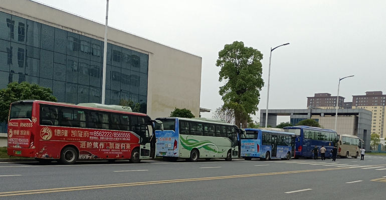 吉安長(zhǎng)運(yùn):吉安縣分公司圓滿完成全總文工團(tuán)慰問演出活動(dòng)用車任務(wù)