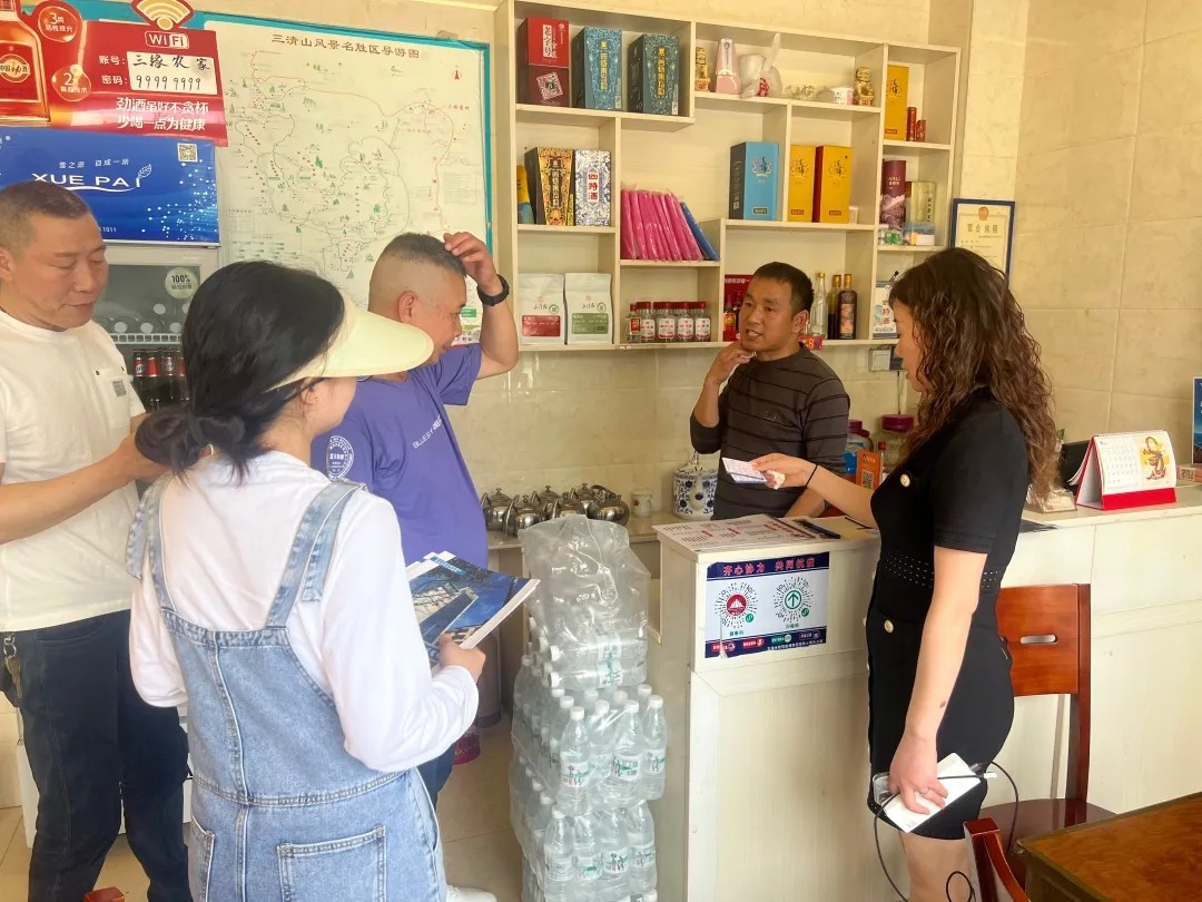 上饒汽運(yùn):景區(qū)直通車宣傳活動(dòng)走進(jìn)上饒各大景區(qū)