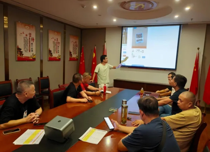 都市城際公交:開展站點(diǎn)巴士專項(xiàng)培訓(xùn) 全面提升服務(wù)質(zhì)量