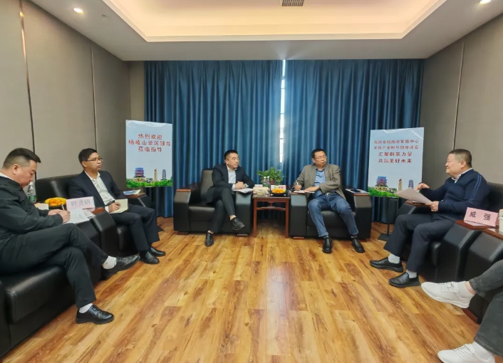 生產(chǎn)經(jīng)營 || 都市城際公交:文旅產(chǎn)業(yè)孵化園座談會在南昌全域旅游集散中心召開