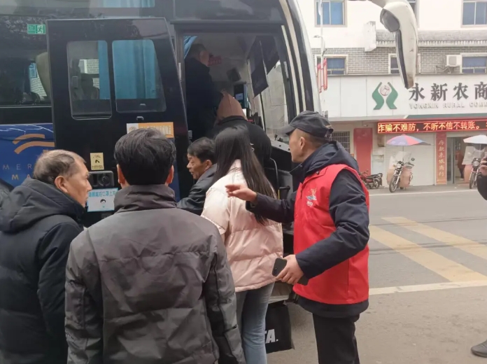 吉安長運(yùn):下沉春運(yùn)一線 助力群眾出行