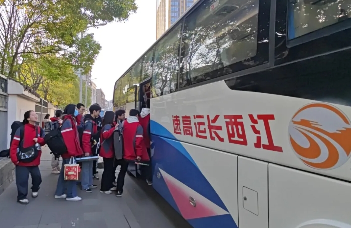 都市城際公交：圓滿完成南昌市第十八中學(xué)研學(xué)運輸任務(wù)